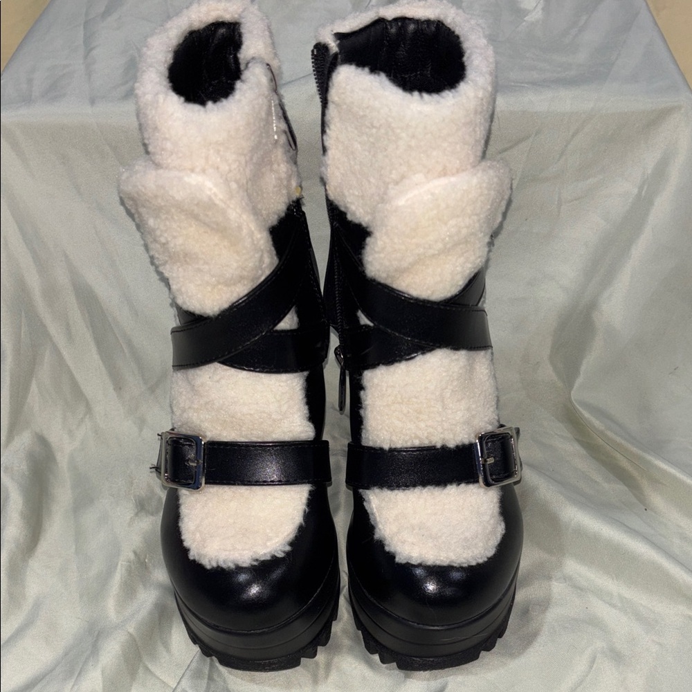 Dolls Kill Black and White Heeled Boots - Picture 15 of 15